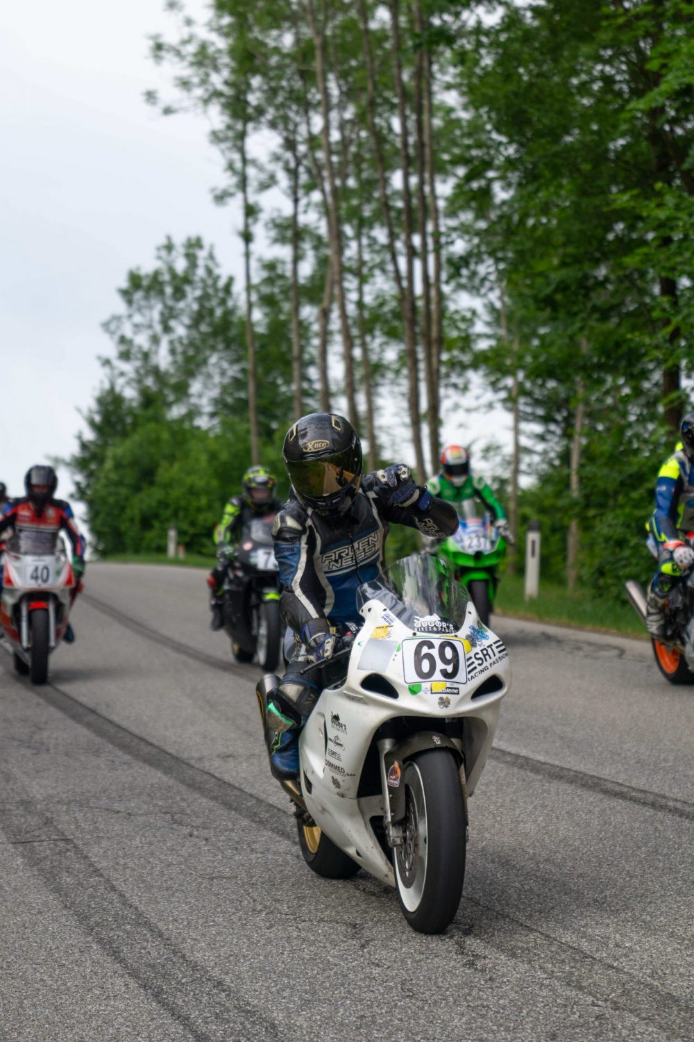 Bergrennen Julbach 2026 | Julbach, Oberösterreich Motorradfahrer fahren bei der Rückführung zurück ins Tal, Bergrennen Julbach 2026