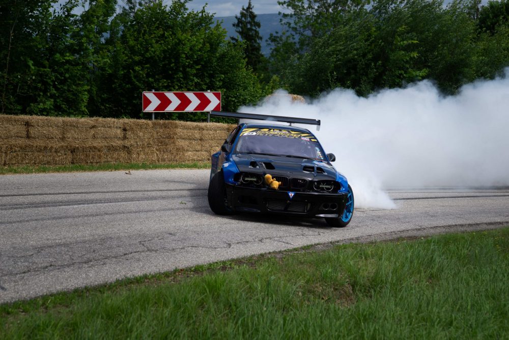 Bergrennen Julbach 2026 | Julbach, Oberösterreich Driftauto mit viel Reifenrauch in einer Kurve beim Bergrennen Julbach 2026