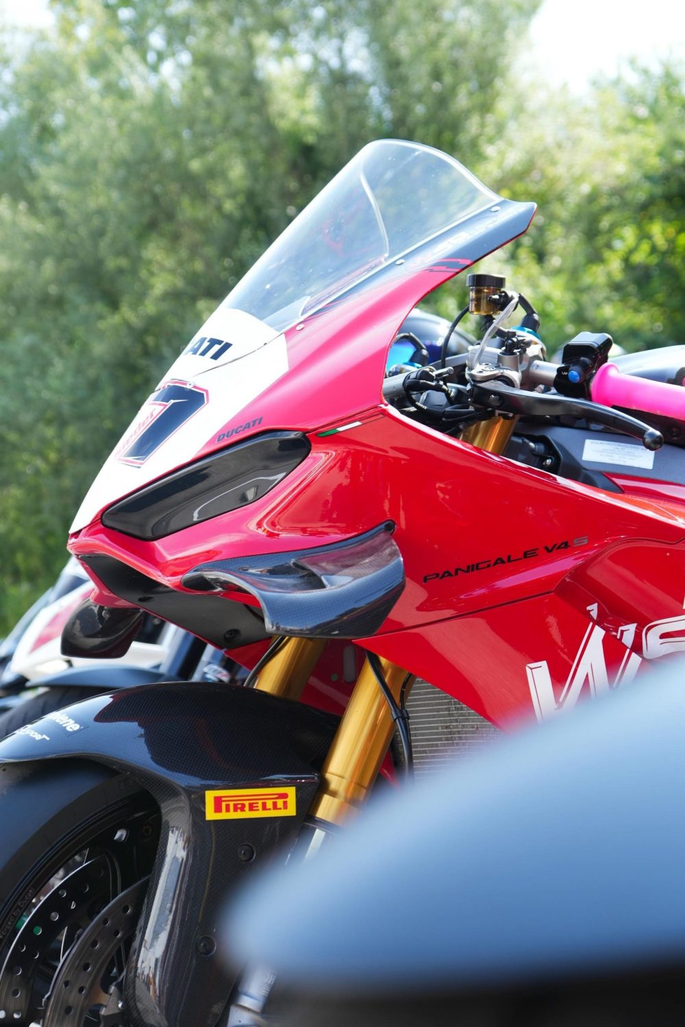 Rote Ducati Panigale V4S beim AB Moto Sommerfest 2026 in Lungitz