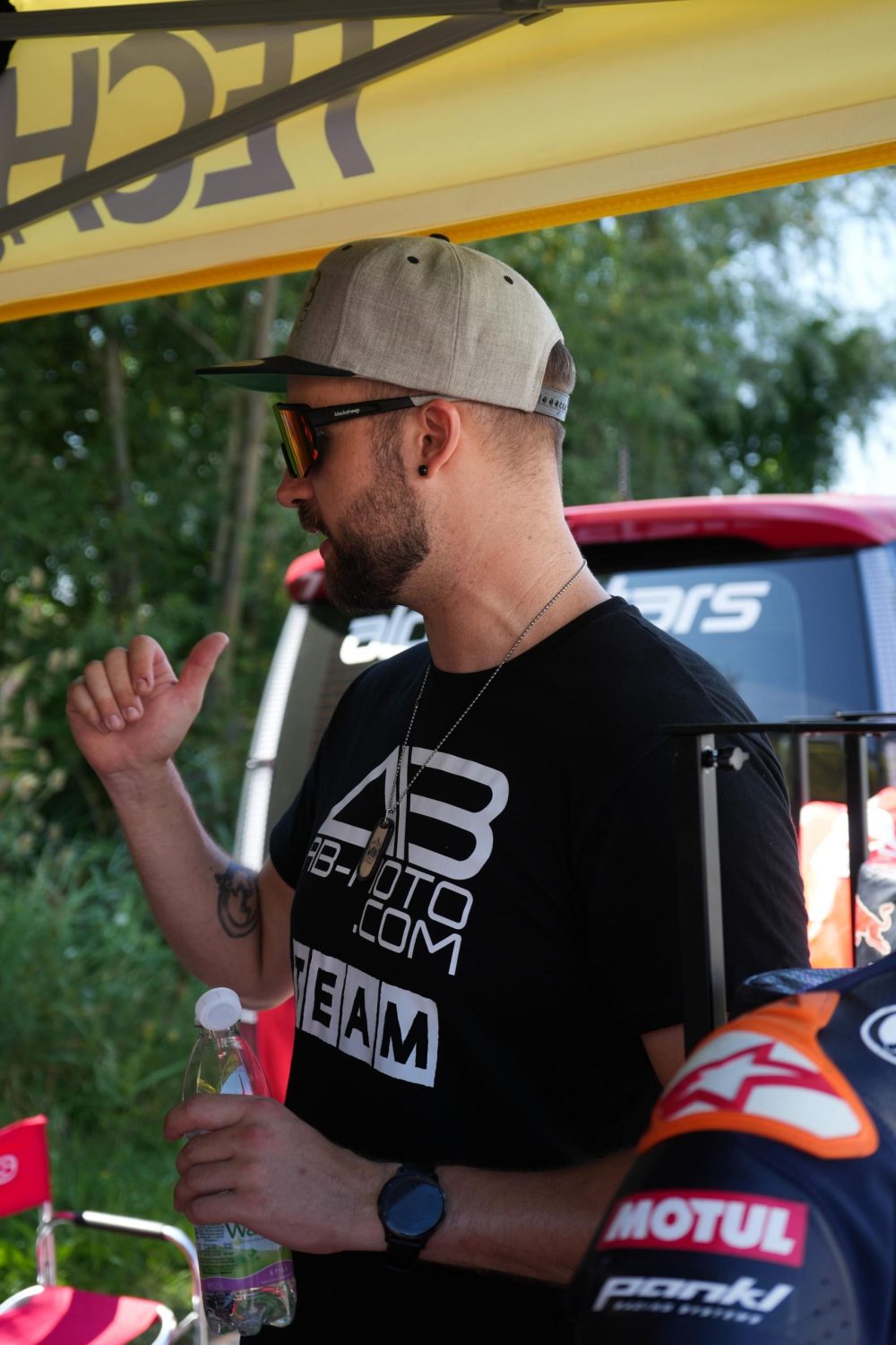 Rennfahrer Thomas Altendorfer spricht beim AB Moto Sommerfest 2026 in Lungitz