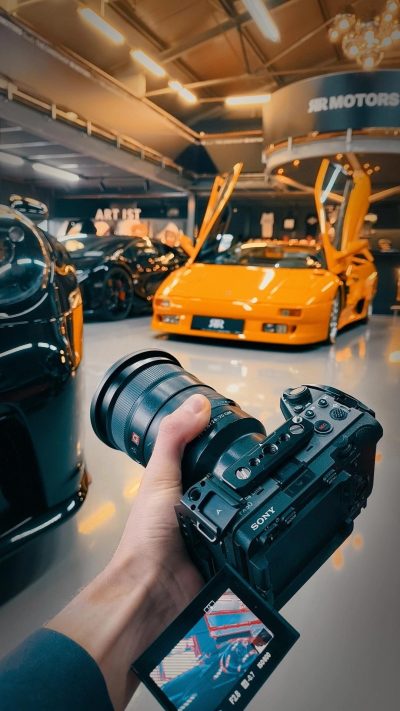 BTS Foto von einer Kamera im Autohaus RR-Motors Candyshop